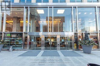 Building Photo - 111 St Clair Ave W
