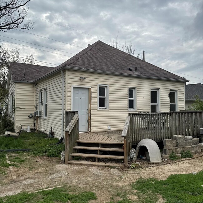 Photo - 1629 S Rodgers Ave House