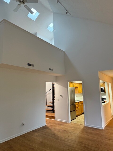 Foto del edificio - 900 Mix Ave