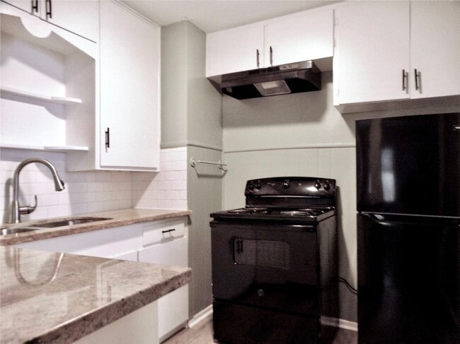 Building Photo - 946 Milam St