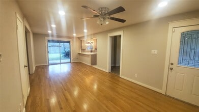 Building Photo - 7151 Neff St