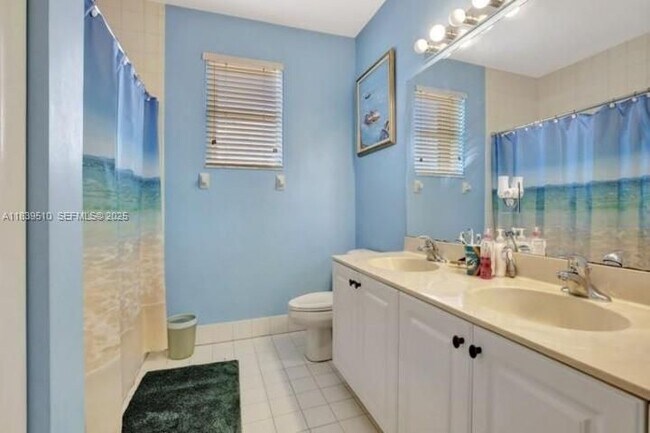 Building Photo - 5078 SW 183rd Ave