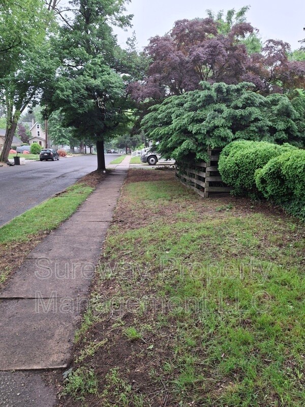 Foto del edificio - 37 W Cedar Ave