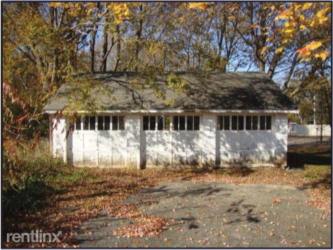 Building Photo - 3 Smiths Ln