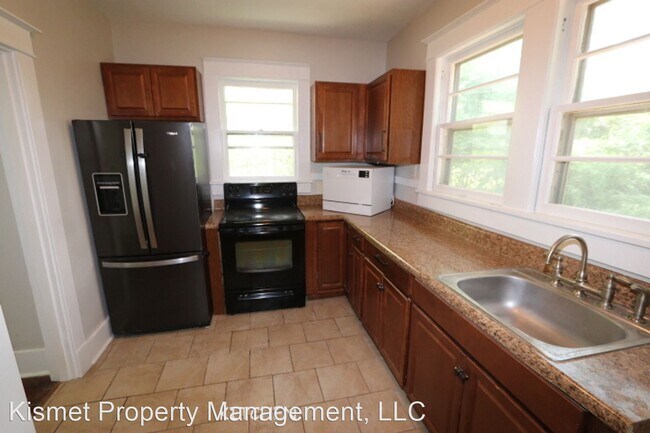 Foto del edificio - 2 br, 3 bath House - 3549 Marion Avenue