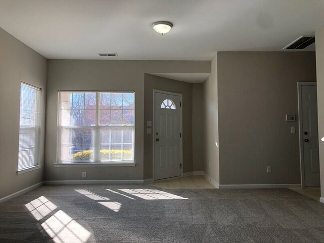 Building Photo - 3116 Summerfield Ridge Ln