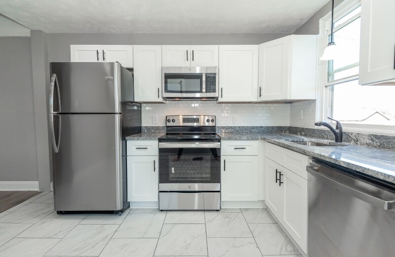 146 Newburn Ave Unit A, Pittsburgh, PA 15227 Room for Rent in