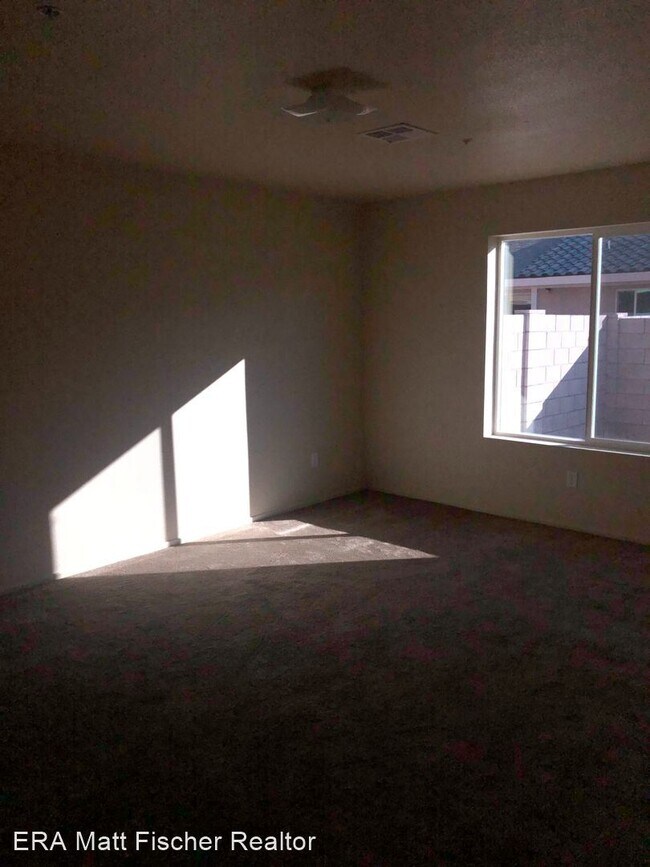 Foto del edificio - 3 br, 2 bath House - 7303 E. 38th Ln.