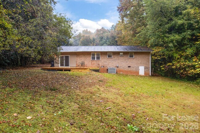 Foto del edificio - 5300 Hickory Ln