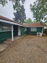 Building Photo - 428 Berrydale Ave