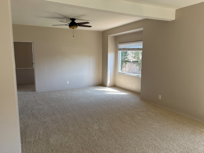 Building Photo - Tyler &amp; Maryland Duplex