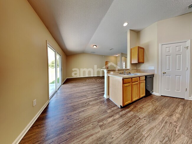 Building Photo - 11418 Deep Springs Dr S