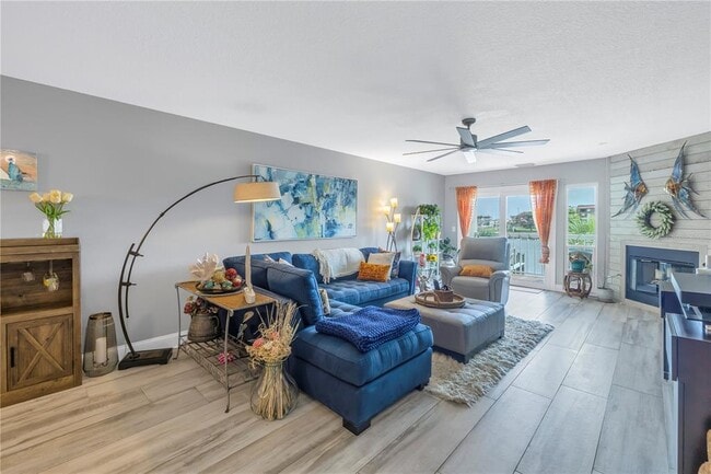 Foto del edificio - 117 Yacht Club Ln