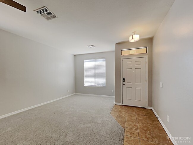 Foto del edificio - 17220 W Lundberg St