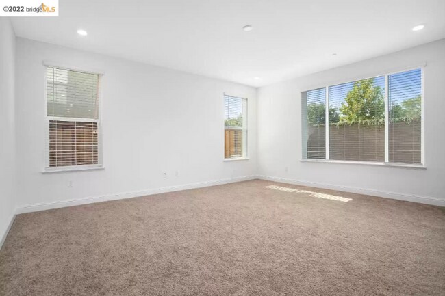 Foto del edificio - 240 Wooley Creek Way