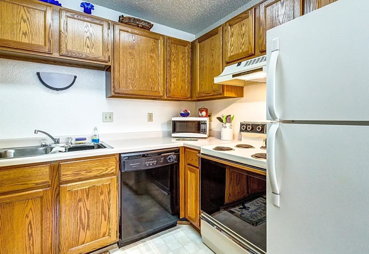 Primary Photo - Wellington Townhomes