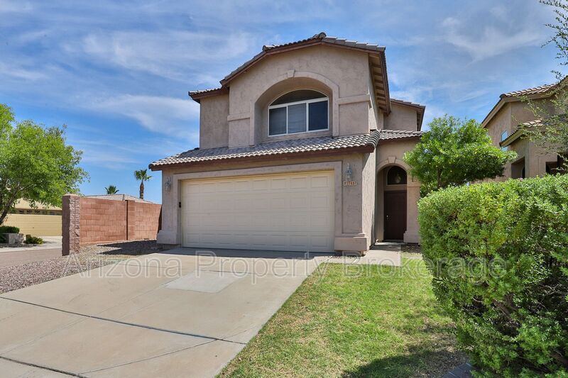 Primary Photo - 17437 N 16th Pl