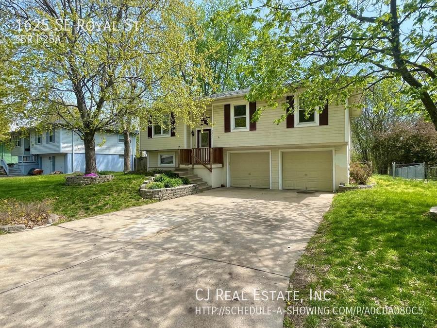 1625 SE Royal St, Oak Grove, MO 64075 House Rental in Oak Grove, MO