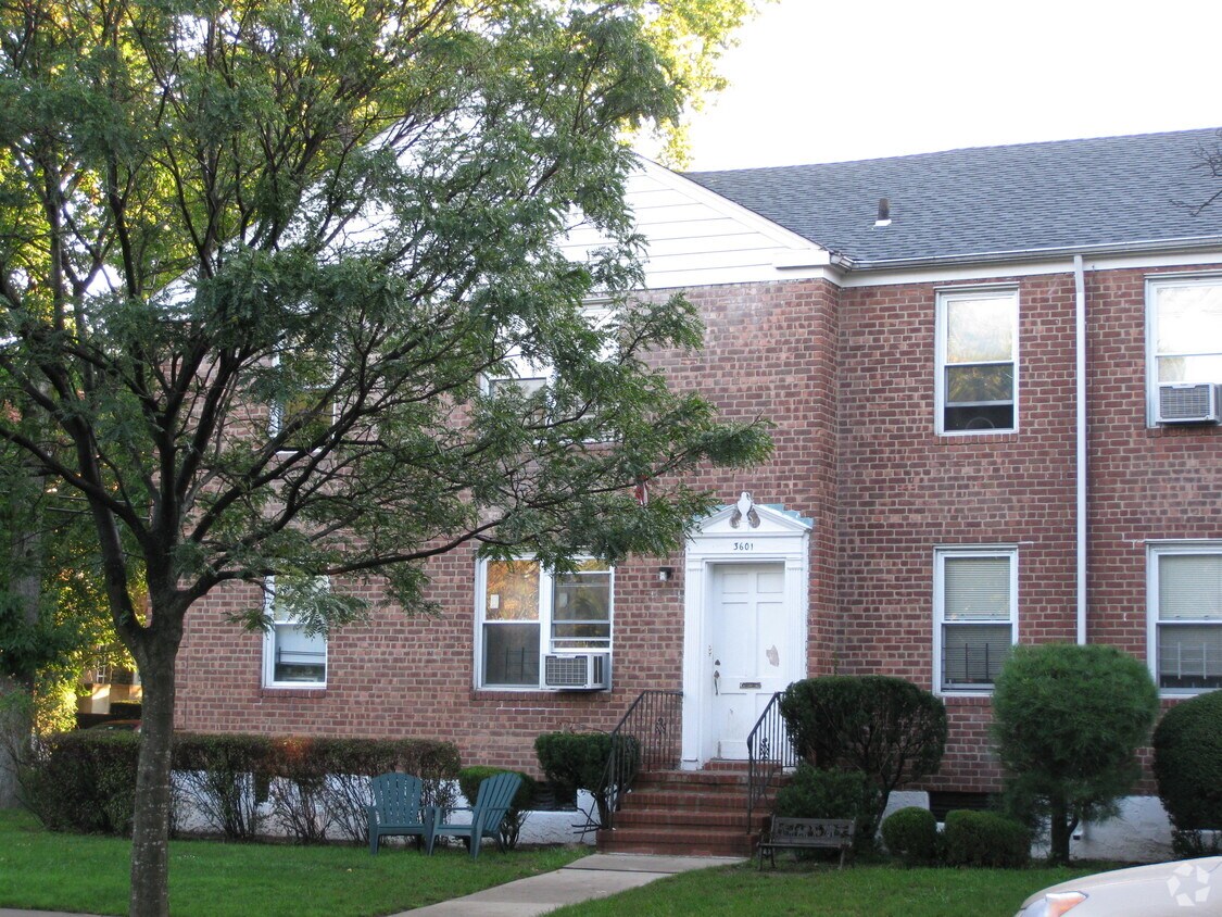3601 213th ¡St - 3601 213th St