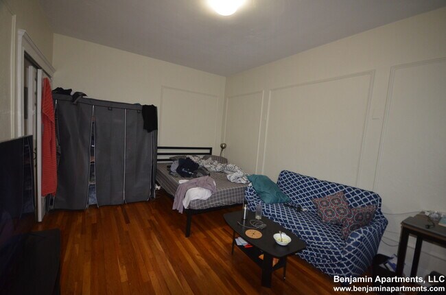 Foto del edificio - 1687 Commonwealth Ave