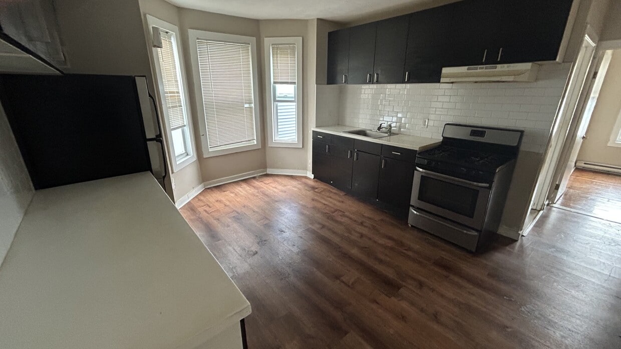 Photo - 121 George St. Unit 2