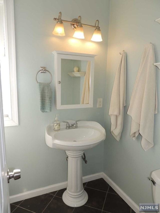 158 E Fairmount Ave, Maywood, NJ 07607 House for Rent in Maywood, NJ