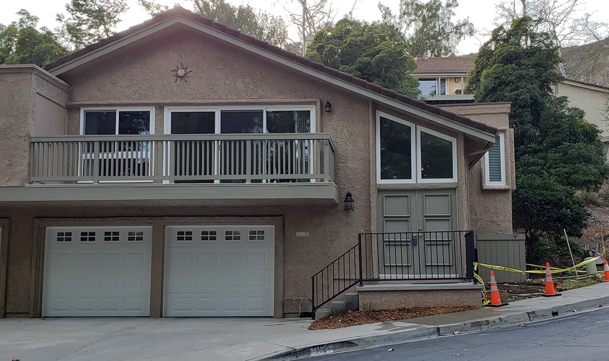 112 Conifer Cir, Oak Park, CA 91377 Townhome Rentals in Oak Park CA