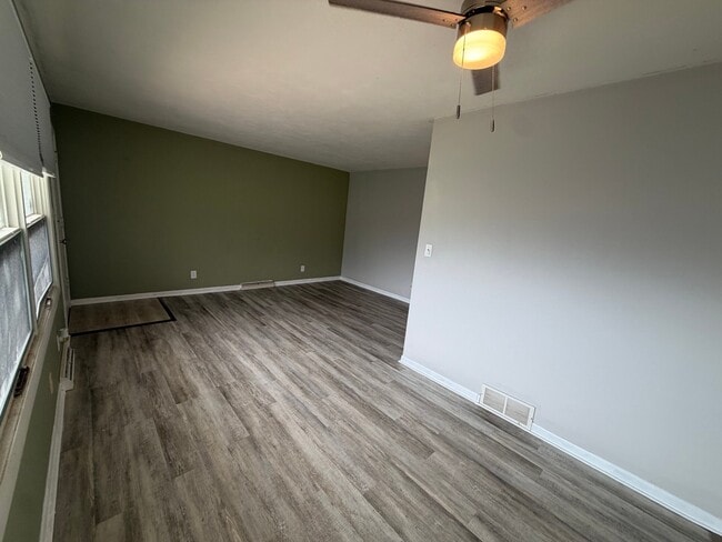 Building Photo - 4109 36th Ave