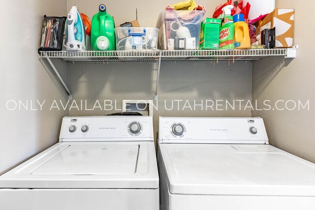 Foto del edificio - 859 E 620 N St