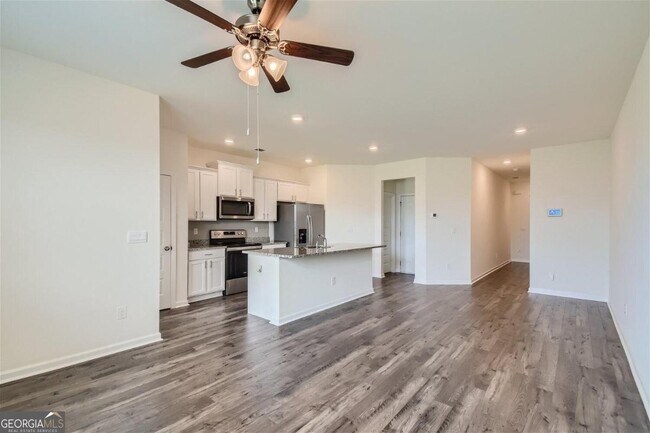 Building Photo - 839 Taurus Dr
