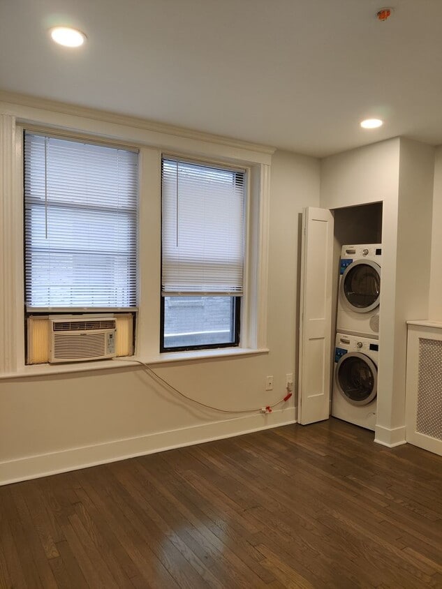 FENWAY STUDIO WITH LAUNDRY IN UNIT $2700 -... - FENWAY STUDIO WITH LAUNDRY IN UNIT $2700 -...