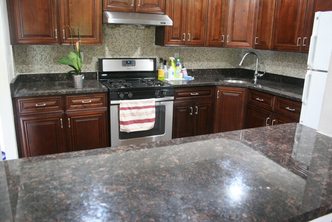 Foto del edificio - 3148 48th St
