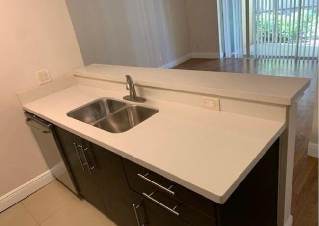 Photo - 5760 Rock Island Rd Apartment