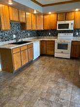 Building Photo - 2913 8th Ave N