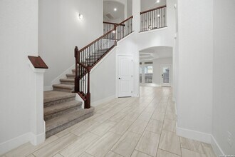 Building Photo - 2560 Windle Ln