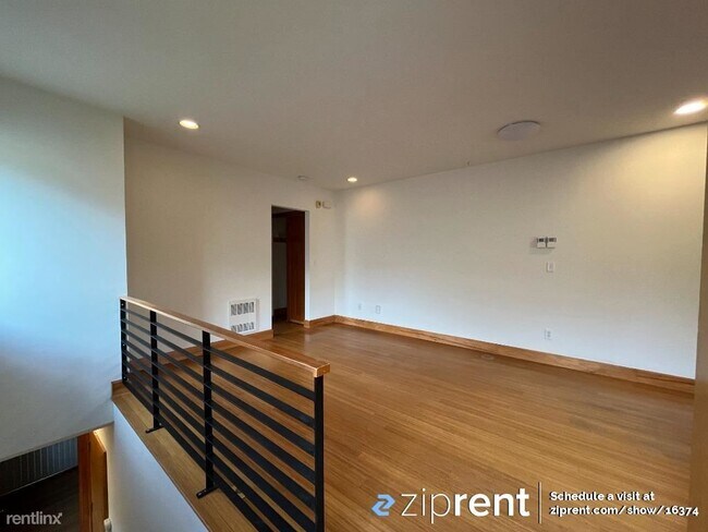 2 br, 2 bath Townhome - 2817 South Norman ... photo'
