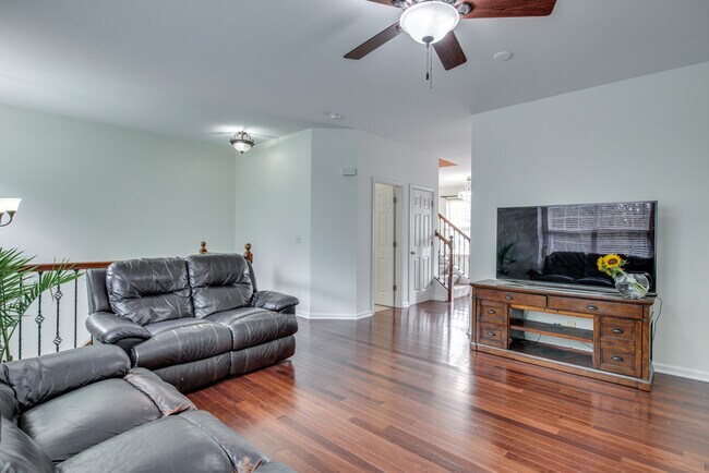 Foto del edificio - 4162 Milford Ln