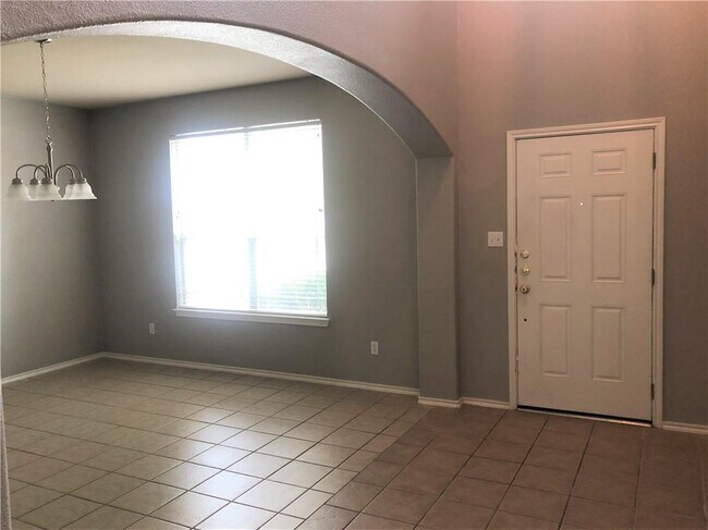 Foto del edificio - 4205 Veiled Falls Dr