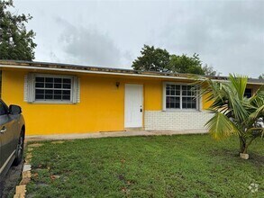 Building Photo - 1740 SW 70th Way