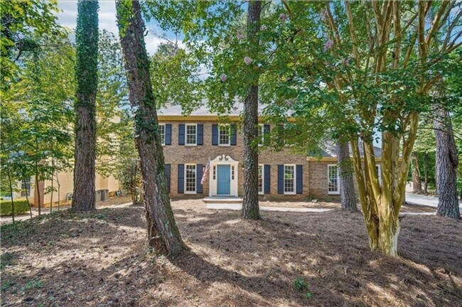 Building Photo - 141 Patterson Rd SW