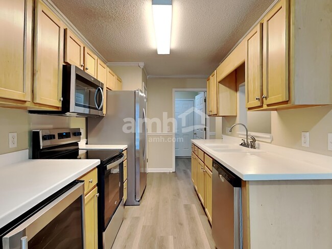 Foto del edificio - 142 Shady Oak Cir