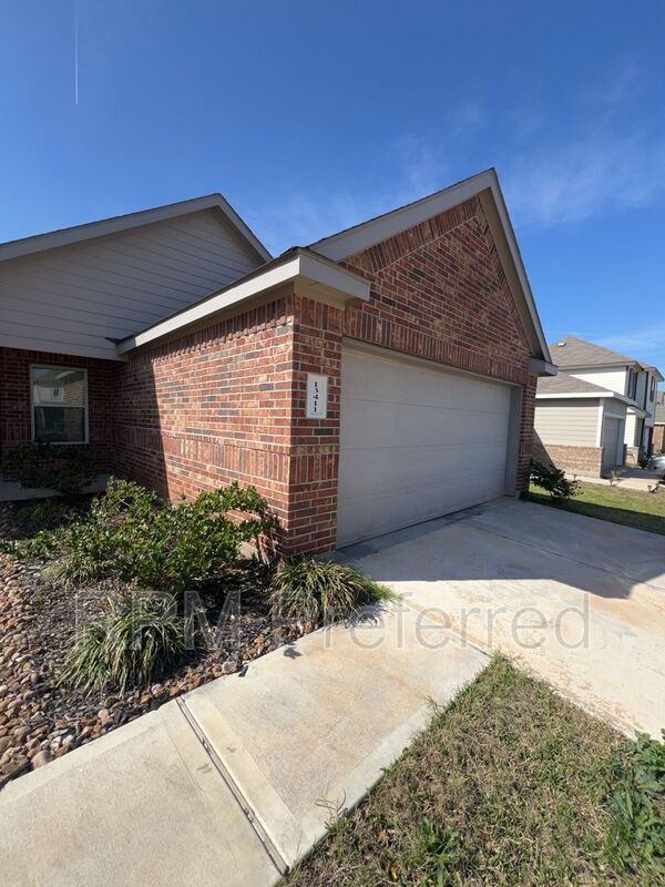 Foto del edificio - 13411 Andi Brook Ln