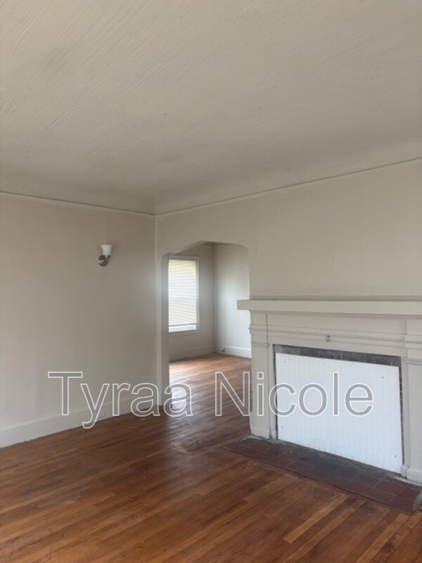 Foto del edificio - 1200 Lenox St