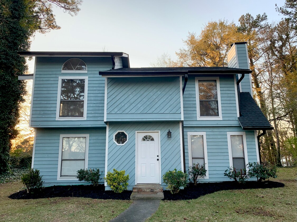 1047 Ascot Ct, Riverdale, GA 30296 House Rental in Riverdale, GA