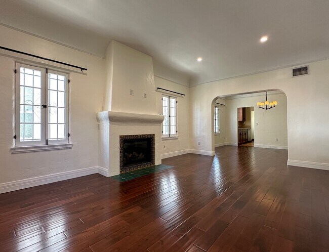 Foto del edificio - 456 N. Spaulding Avenue