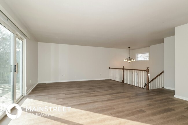 Building Photo - 16504 Forest Pine Dr