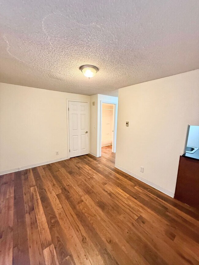 Foto del edificio - 4259 8th Ave NE
