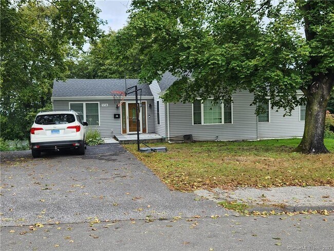 Foto del edificio - 994 Bunker Hill Ave