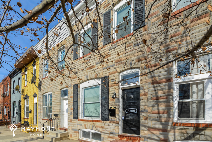 Building Photo - Charming 2-Bedroom Townhome