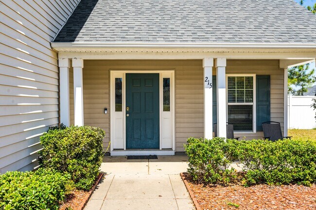 Porche delantero - 215 Century Dr